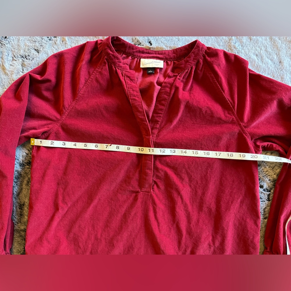 Universal Thread Women’s Burgundy Red Corduroy Blouse size Small EUC long sleeve - Picture 8 of 14